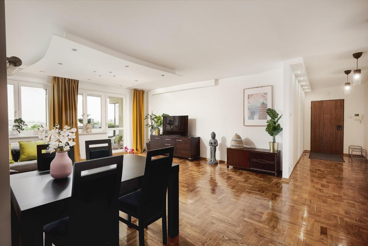 Lumina Spacious Apartment Near The Railway Station Varsavia Esterno foto