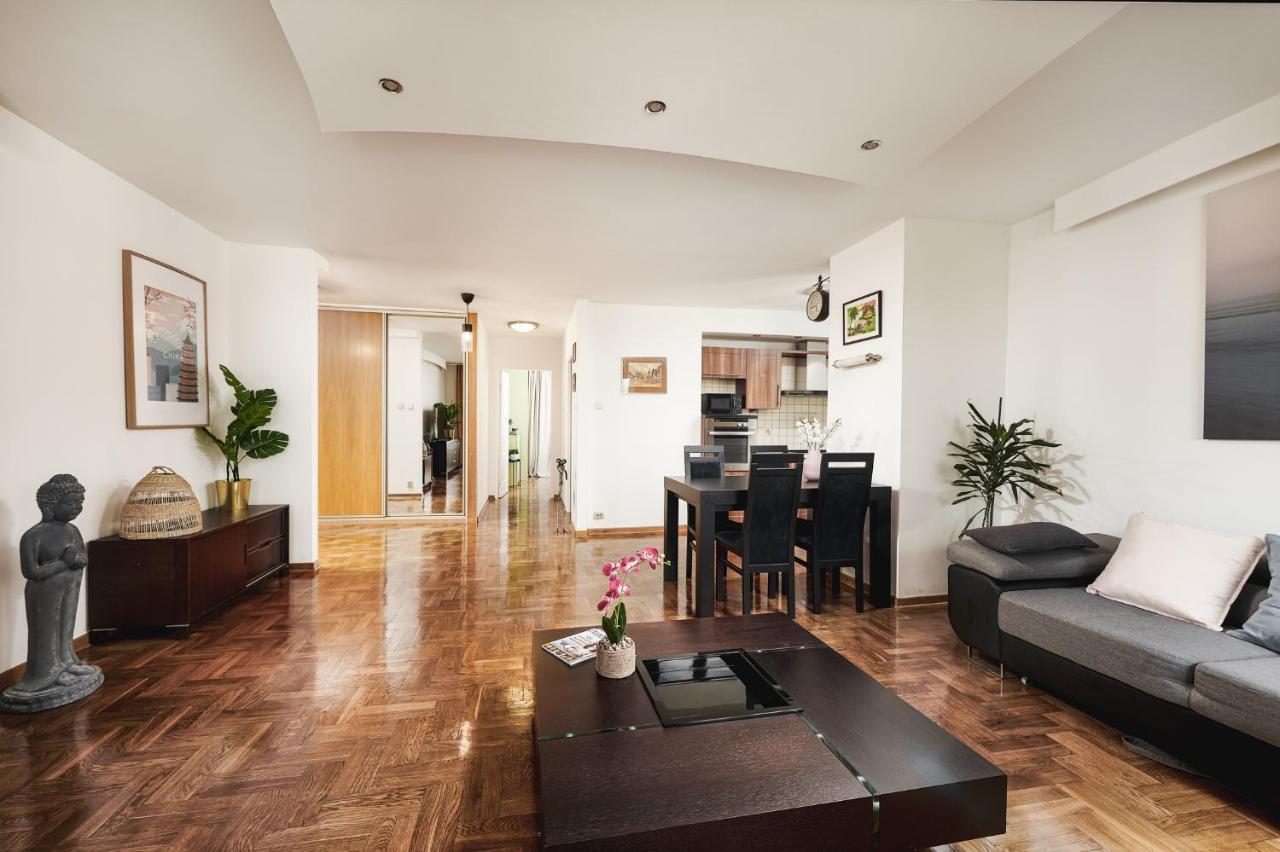 Lumina Spacious Apartment Near The Railway Station Varsavia Esterno foto