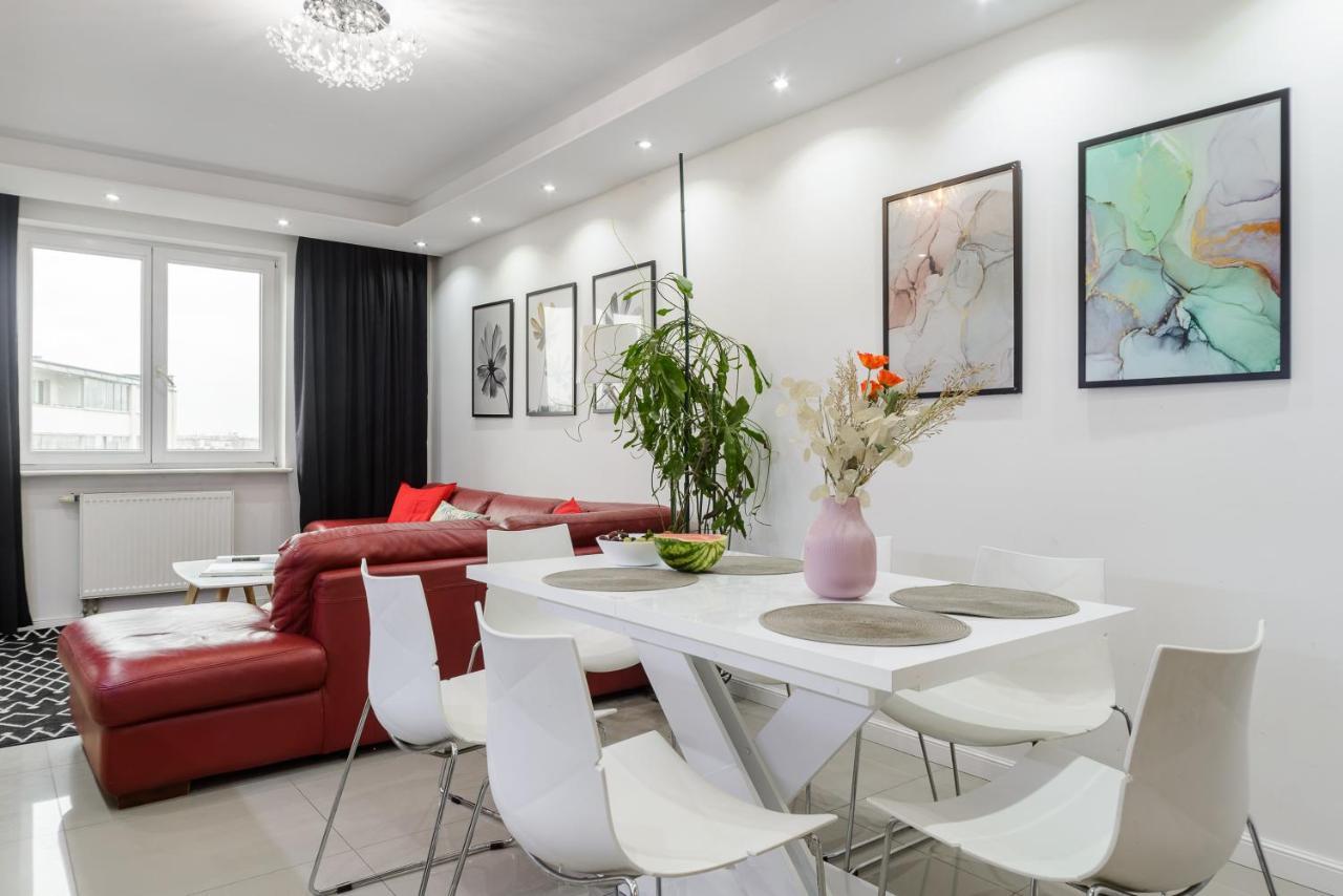 Lumina Spacious Apartment Near The Railway Station Varsavia Esterno foto